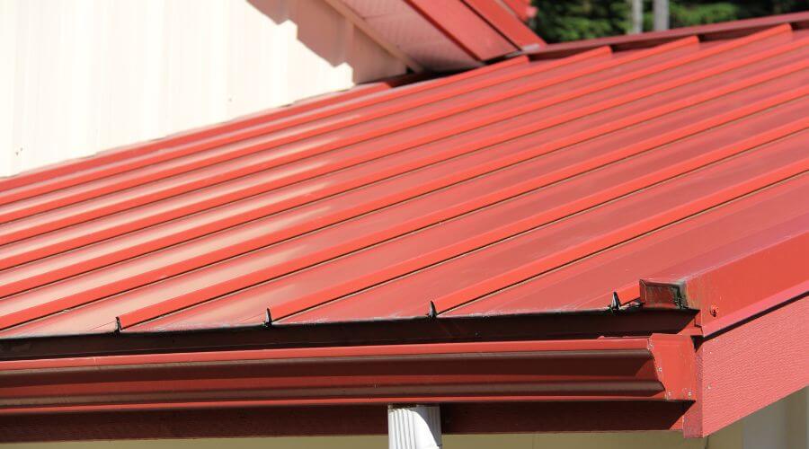 Gutter Debris Removal in Saint Charles, IA